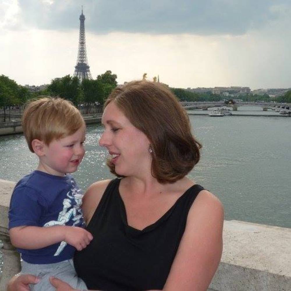 Meet your Posher, Larisa